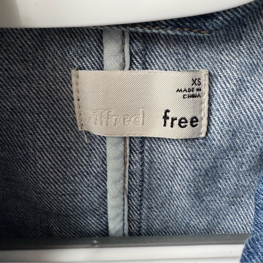 Aritzia Wilfred Free Abigail Shacket - Picture 6 of 7